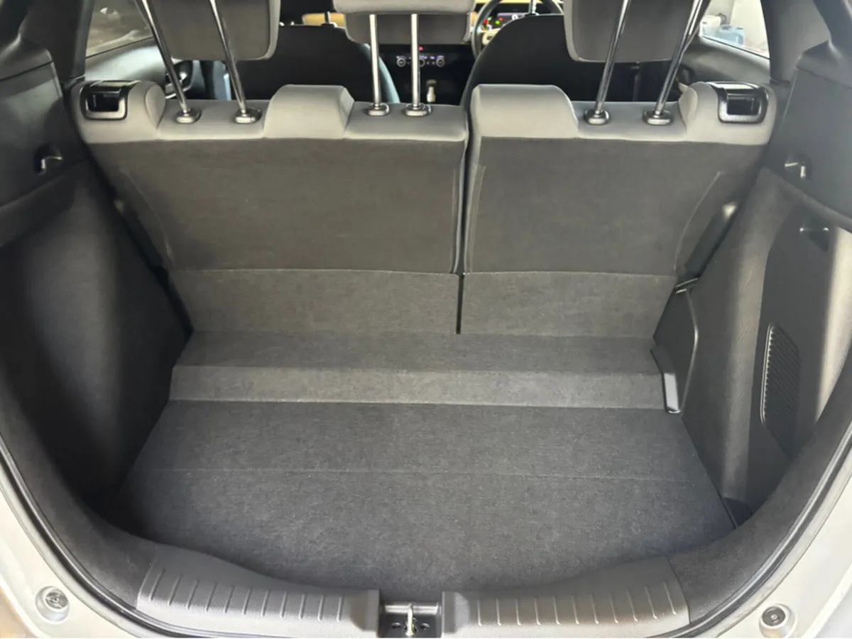 Honda Jazz hybrid 5DR AUTO - Image 2