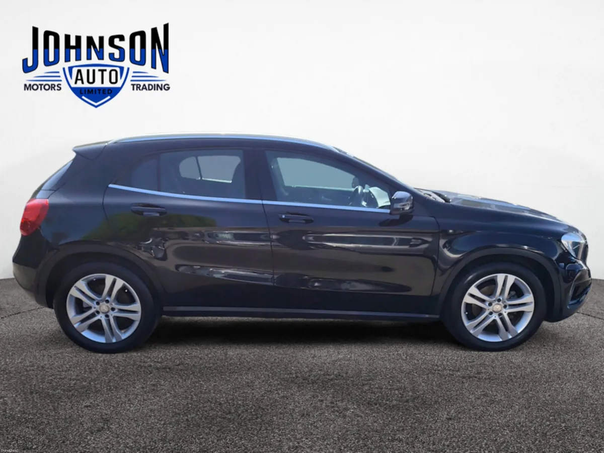 Mercedes-Benz GLA 1.6 Petrol Auto - Image 3