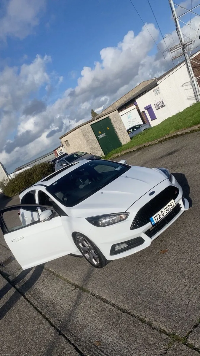 Ford focus St-2 line - Image 1