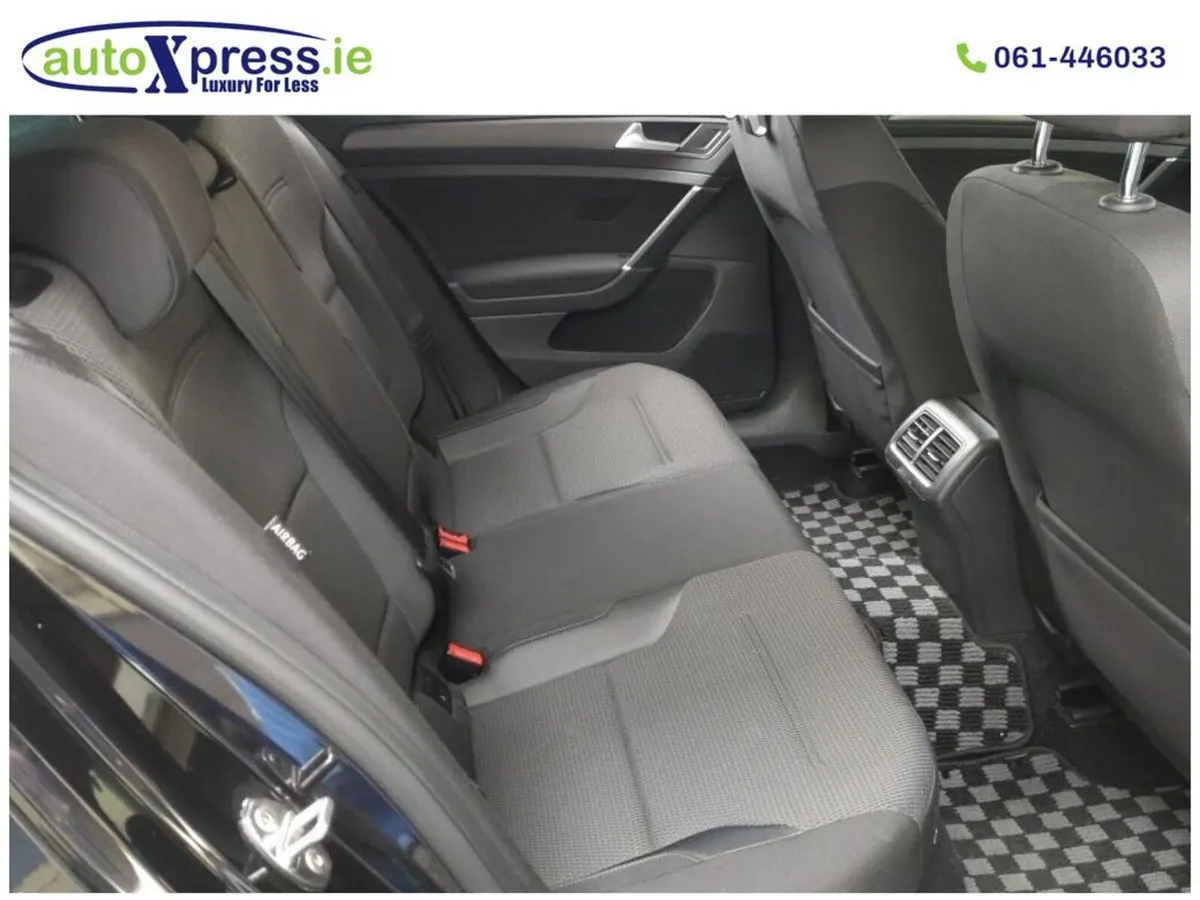Volkswagen Golf 1.2 TSI COMFORT LINE, Reversing ca - Image 4