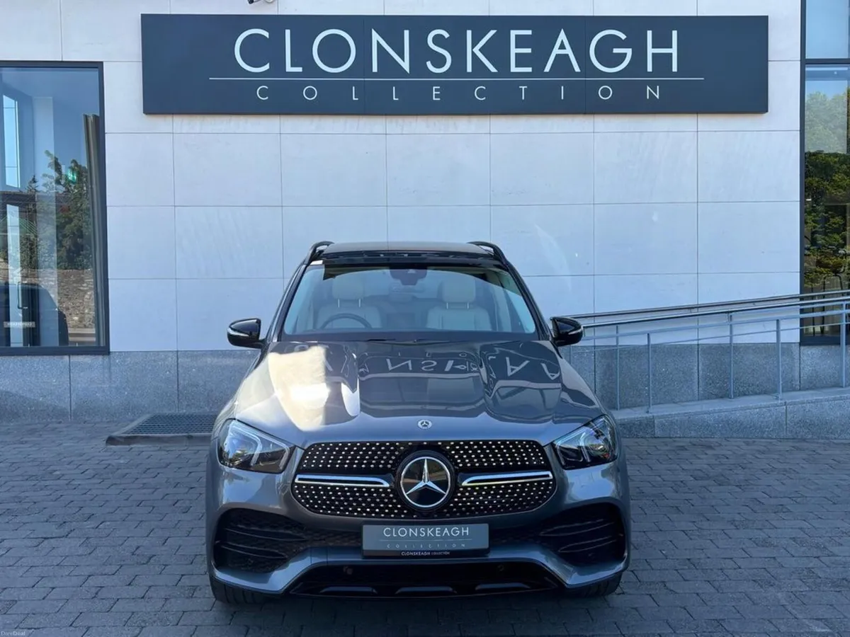 Mercedes-Benz GLE 300D, 4 MATIC, 7SEATER, AMG NIGH - Image 3
