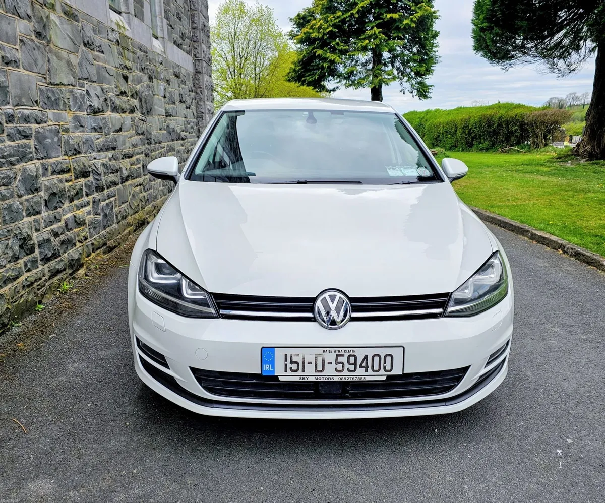 Volkswagen Golf  1.2TSI Automatic , Navigation - Image 3