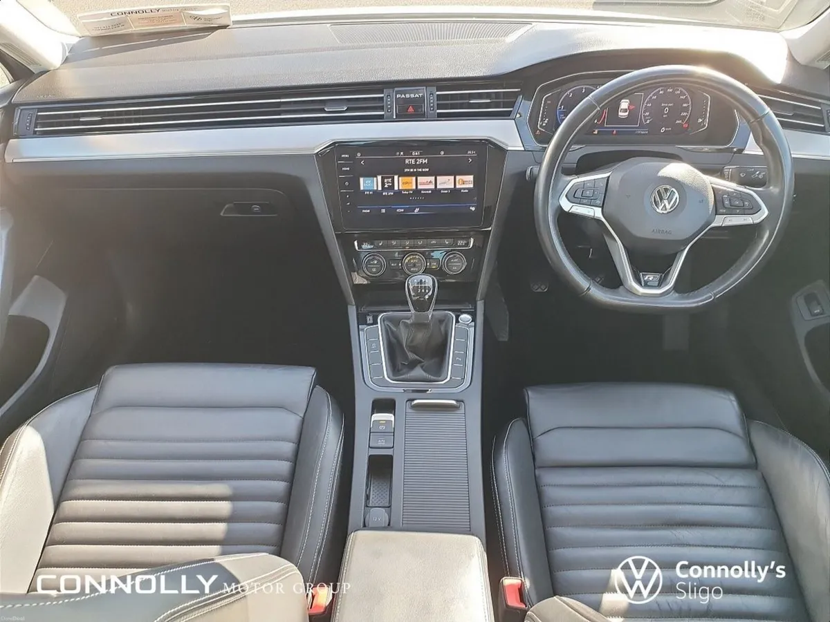 Volkswagen Passat RLINE 2.0TDI 150HP - Image 4
