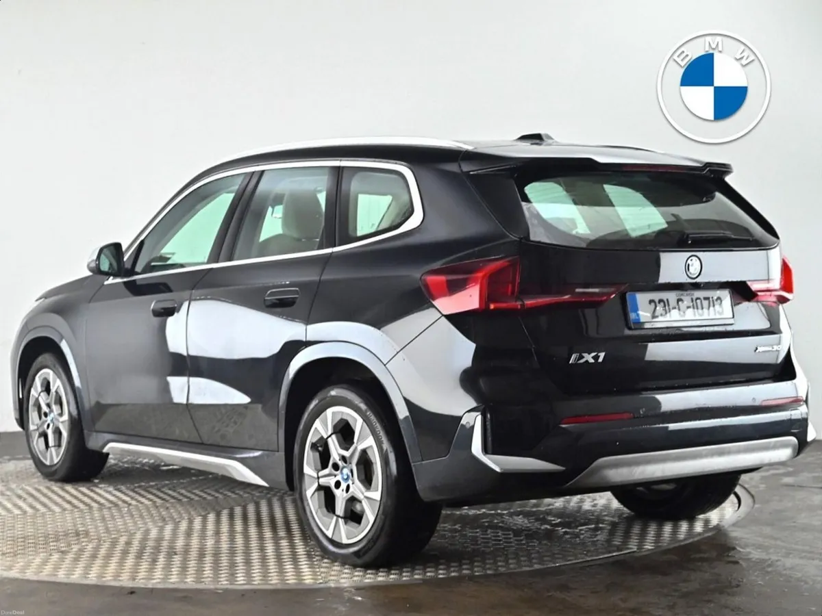BMW iX1 xDrive30 xLine - Image 2