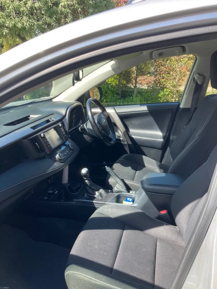 Toyota RAV4 2016 - Image 4