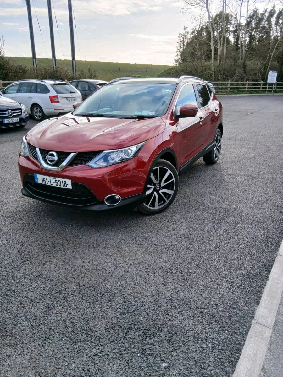 Nissan Qashqai 1.5 Dsi.Tekna - Image 1