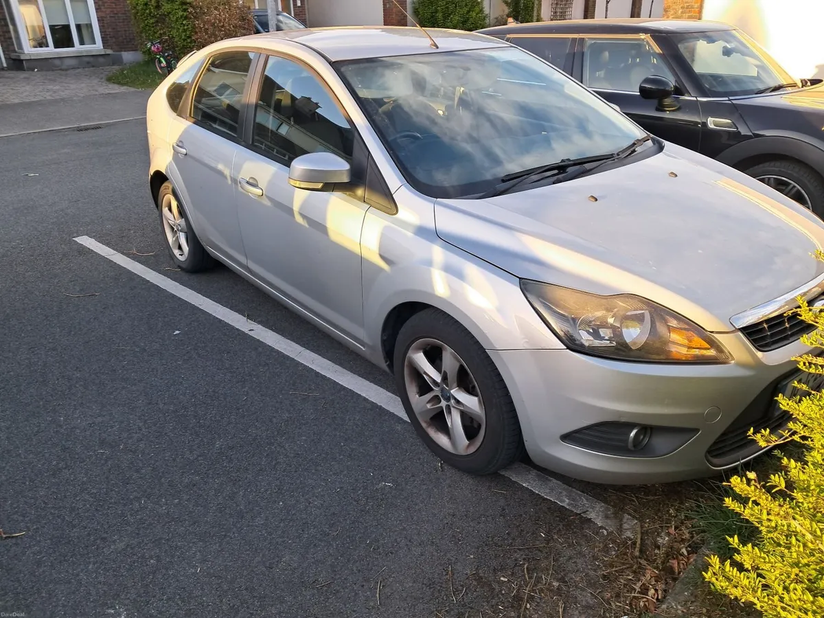 Ford Focus 2010 - Image 3