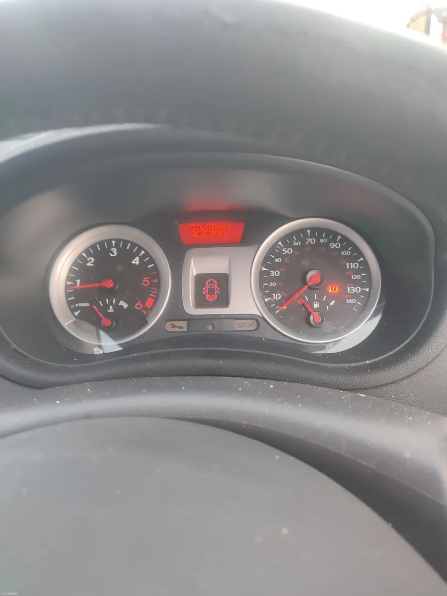 Renault Clio 2010 - Image 1