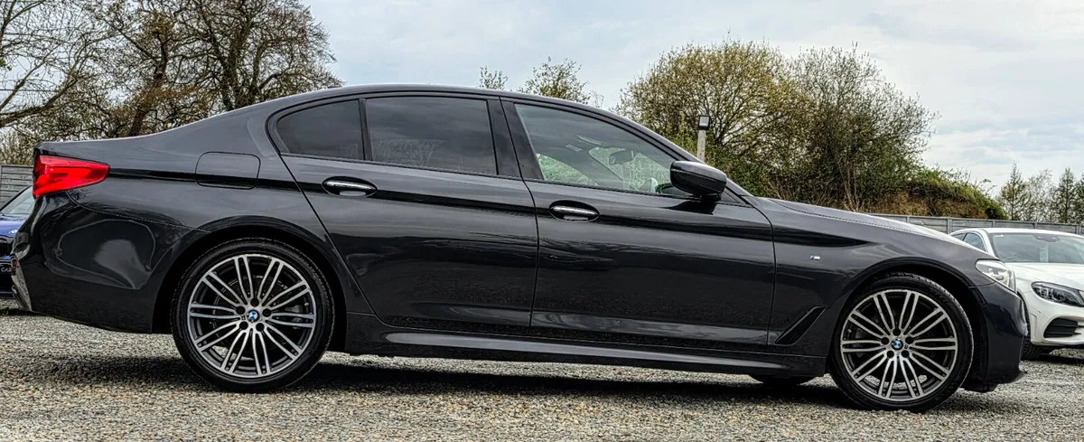 🔥 2017 BMW G30 520D M-Sport Auto High Spec - Image 6