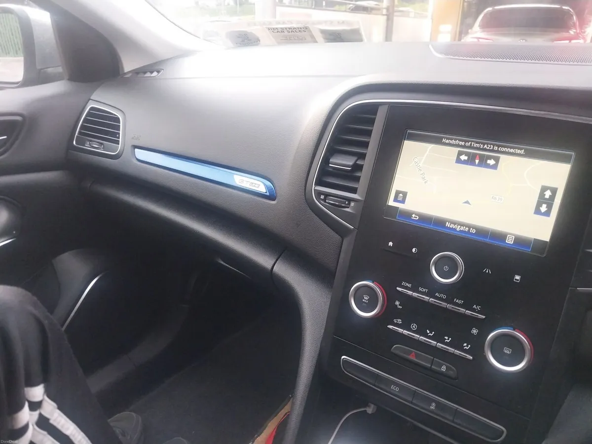 Renault Megane 2016 - Image 1