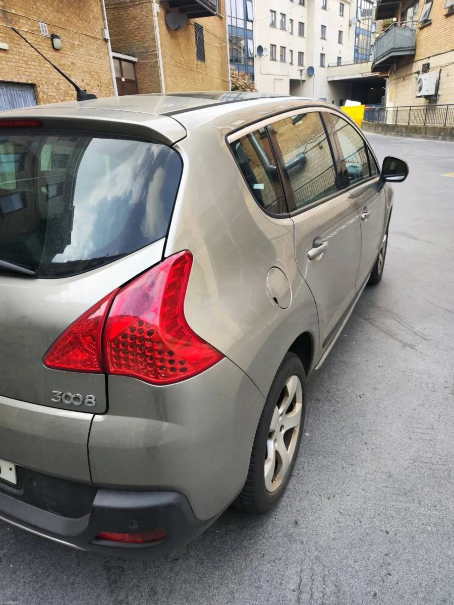 Peugeot 3008 - Image 2
