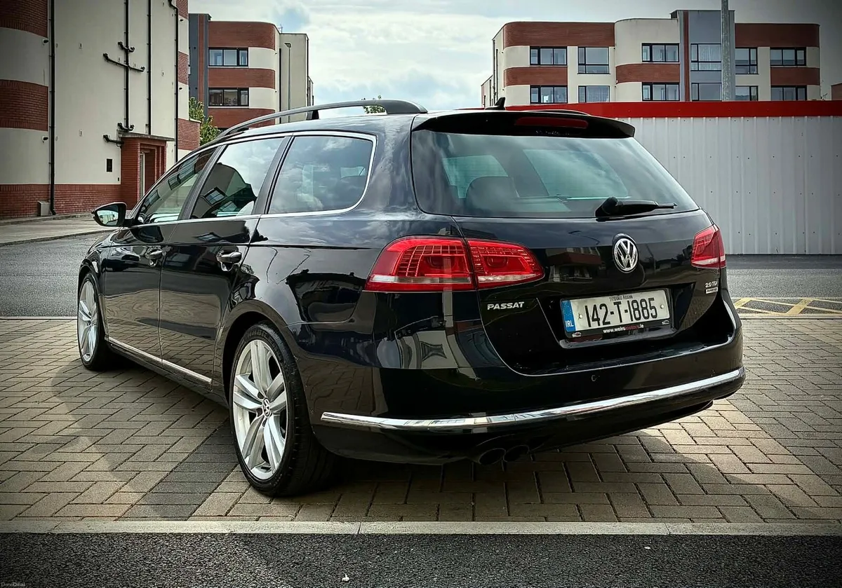 Vw Passat 2.0 Tdi Dsg Automatic - Image 3