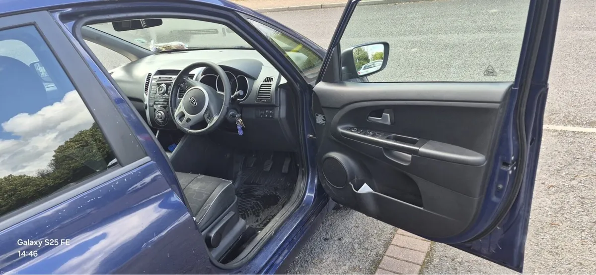 Kia Venga 2010 - Image 4