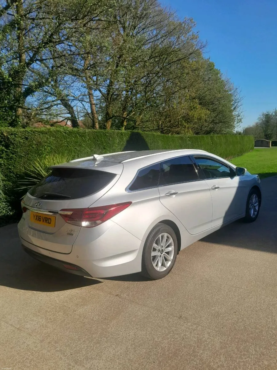 2016 HYUNDAI I40 1.7 CRDI BLUE DRIVE SE NAV 5DR - Image 3