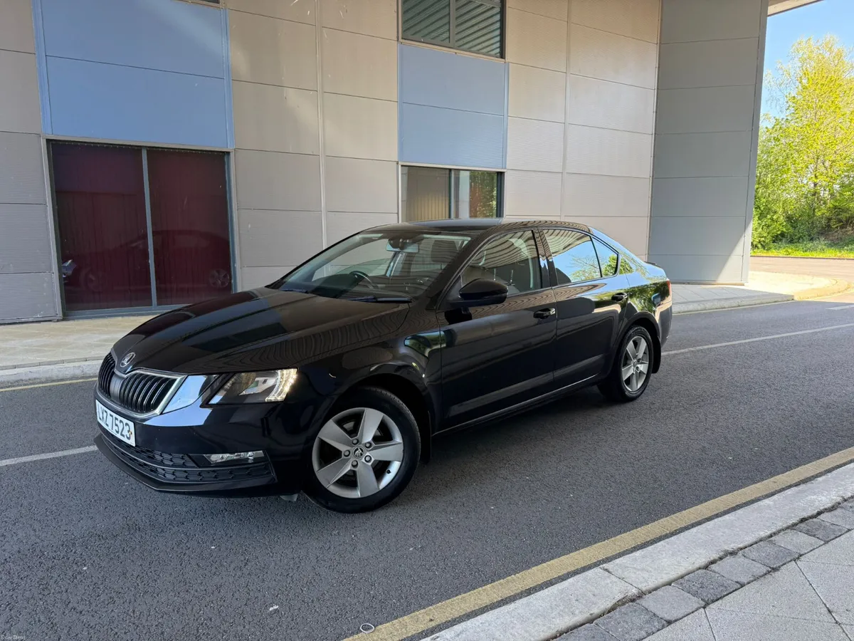 2018 Skoda Octavia 1.5 Petrol Northern Ireland Reg - Image 3