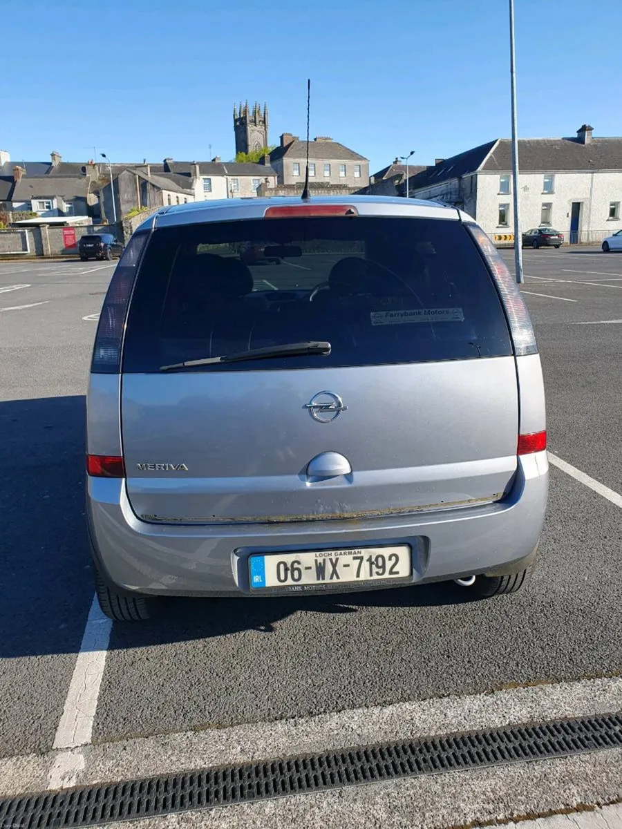 Opel Meriva Club 1.4l 16V petrol - Image 4