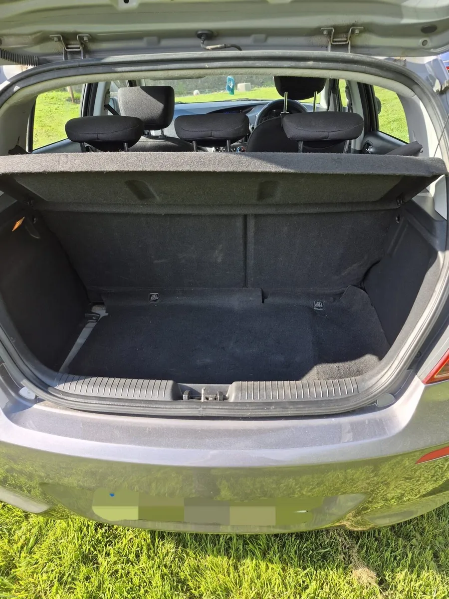 Hyundai i20 - Image 4
