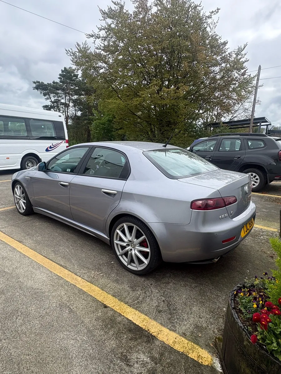 Alfa Romeo 159 - Image 2