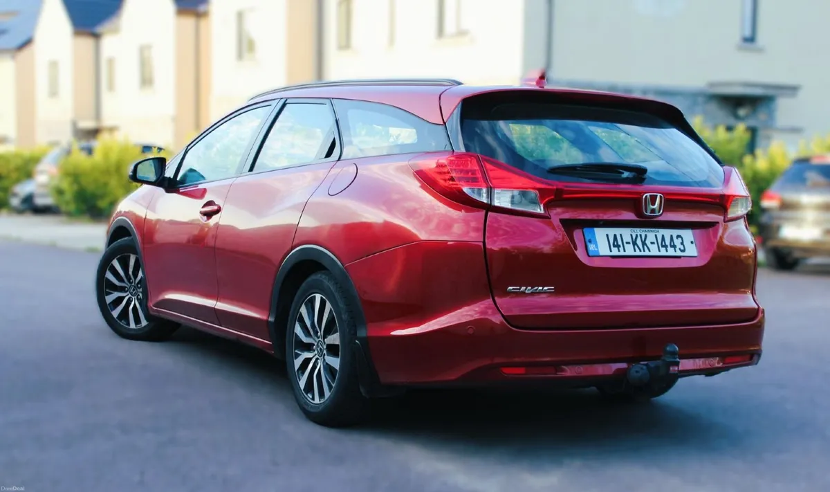 💥Honda Civic Estate (141) 1.6 i-DTEC low miles💥 - Image 3