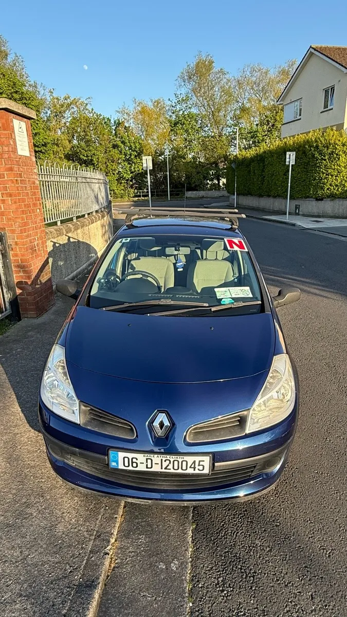 RENAULT CLIO 2006 LOW MILAGE - Image 4