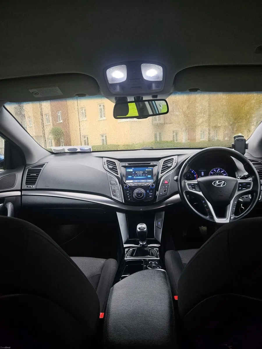 Hyundai i40 2013 (new nct+tax) - Image 4