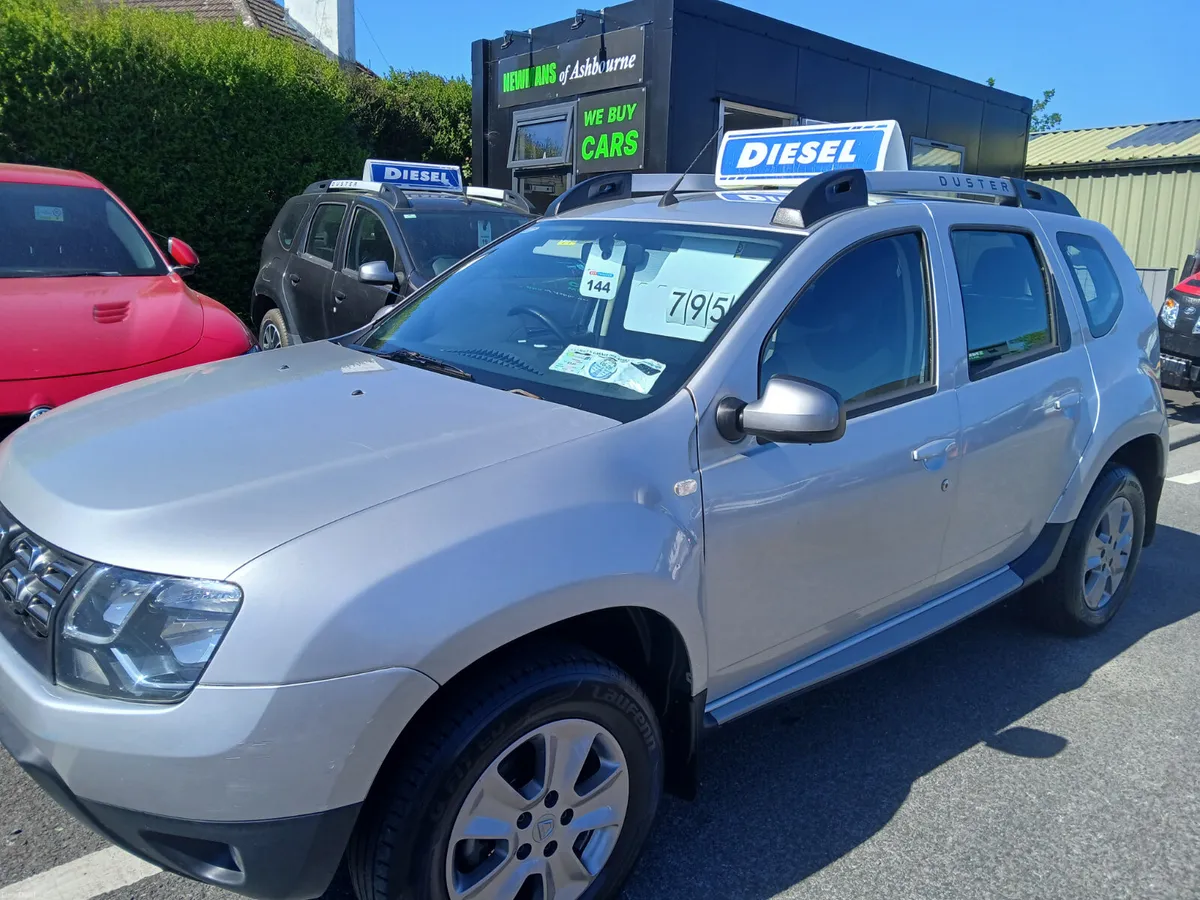 Dacia Duster diesel low kms  2017 - Image 1