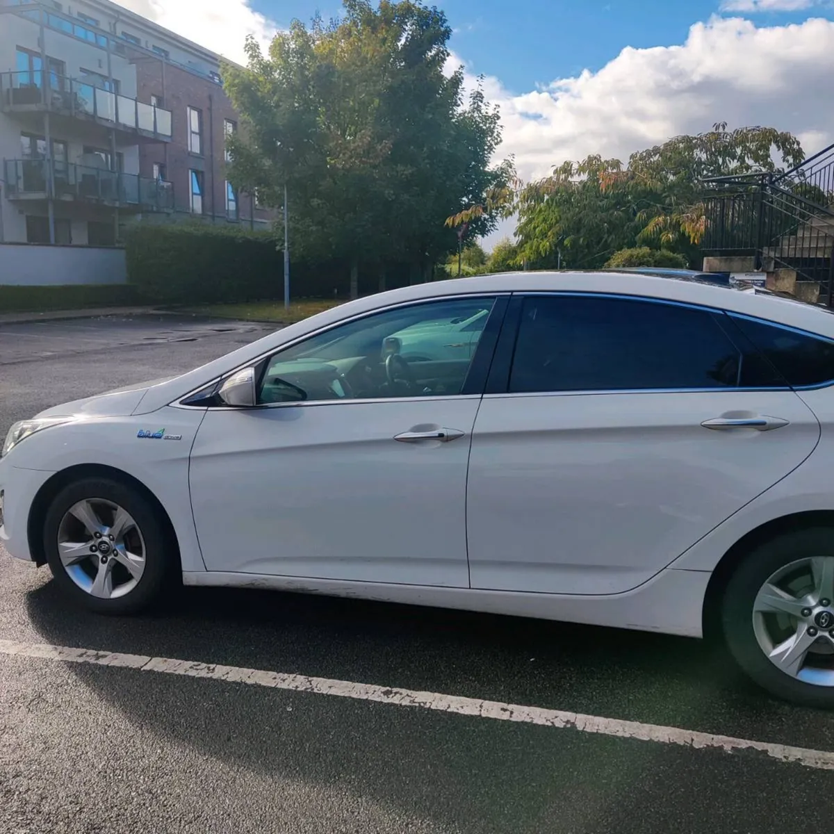 Hyundai i40 premium CRDI Panoramic roof - Image 4