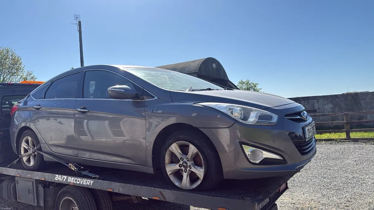2012 Hyundai I 40 for parts only - Image 2
