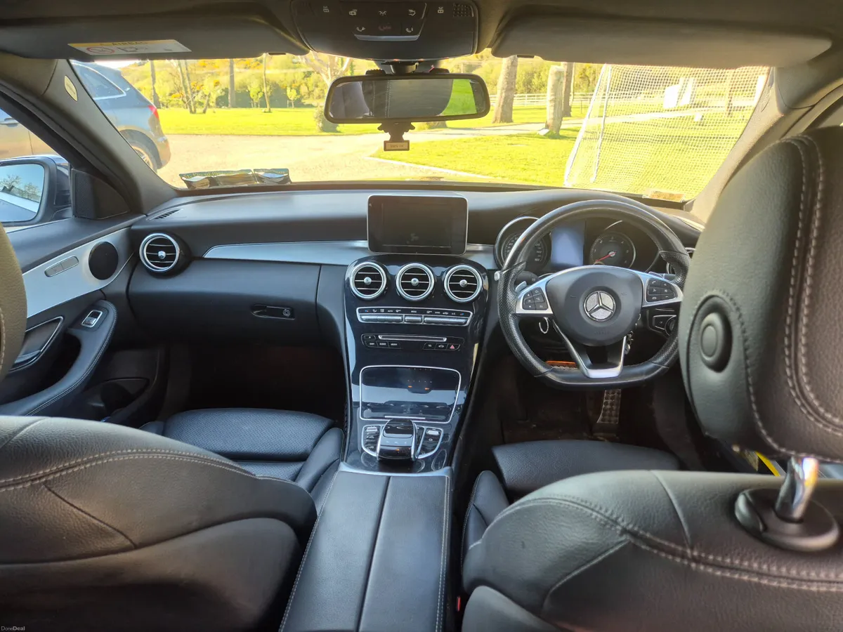 Mercedes-Benz C-Class 2017 - Image 2