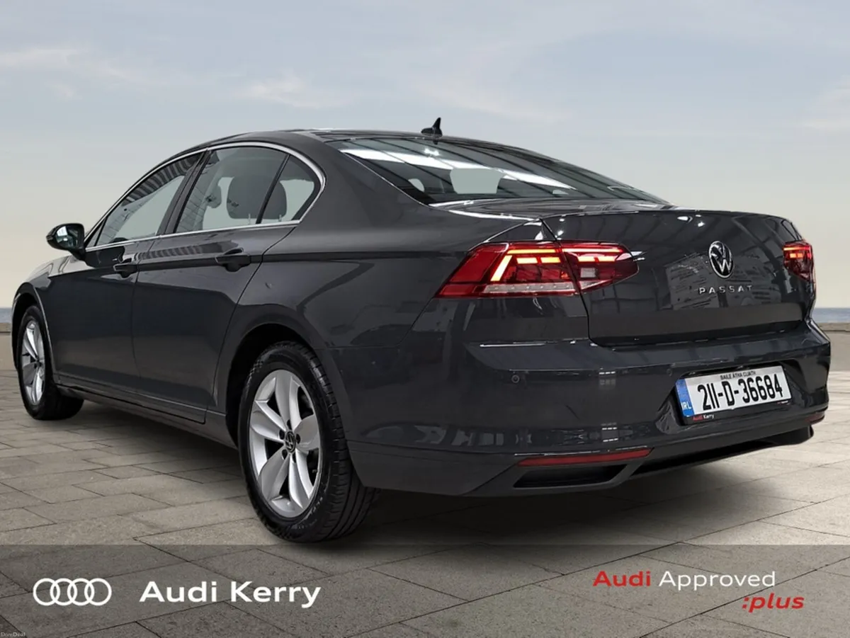 Volkswagen Passat 2.0TDI 150BHP SE - Image 5