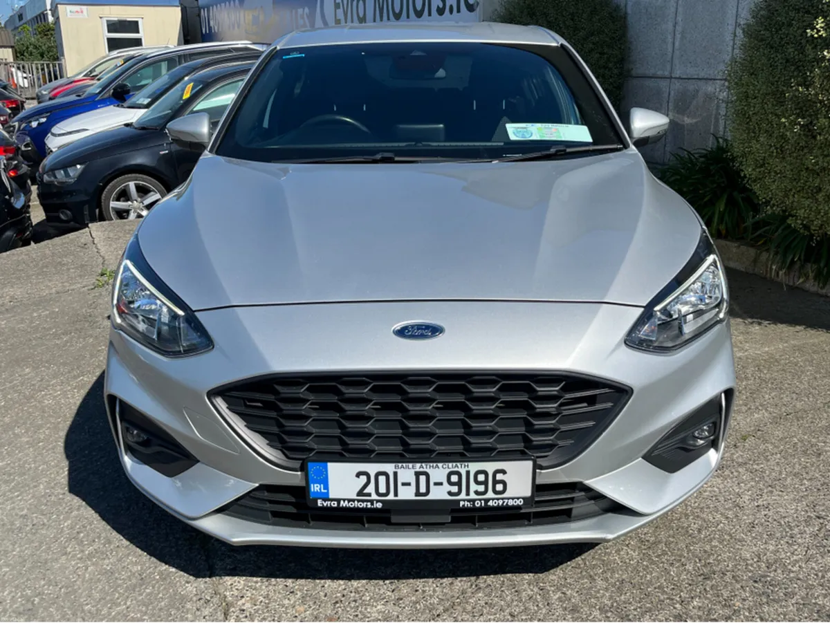Ford Focus ST-LINE 5DR 1.5 TD 120 S6.2 M6 4DR - Image 3