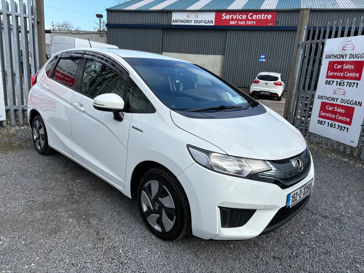 152 Honda Fit hybrid - Image 1