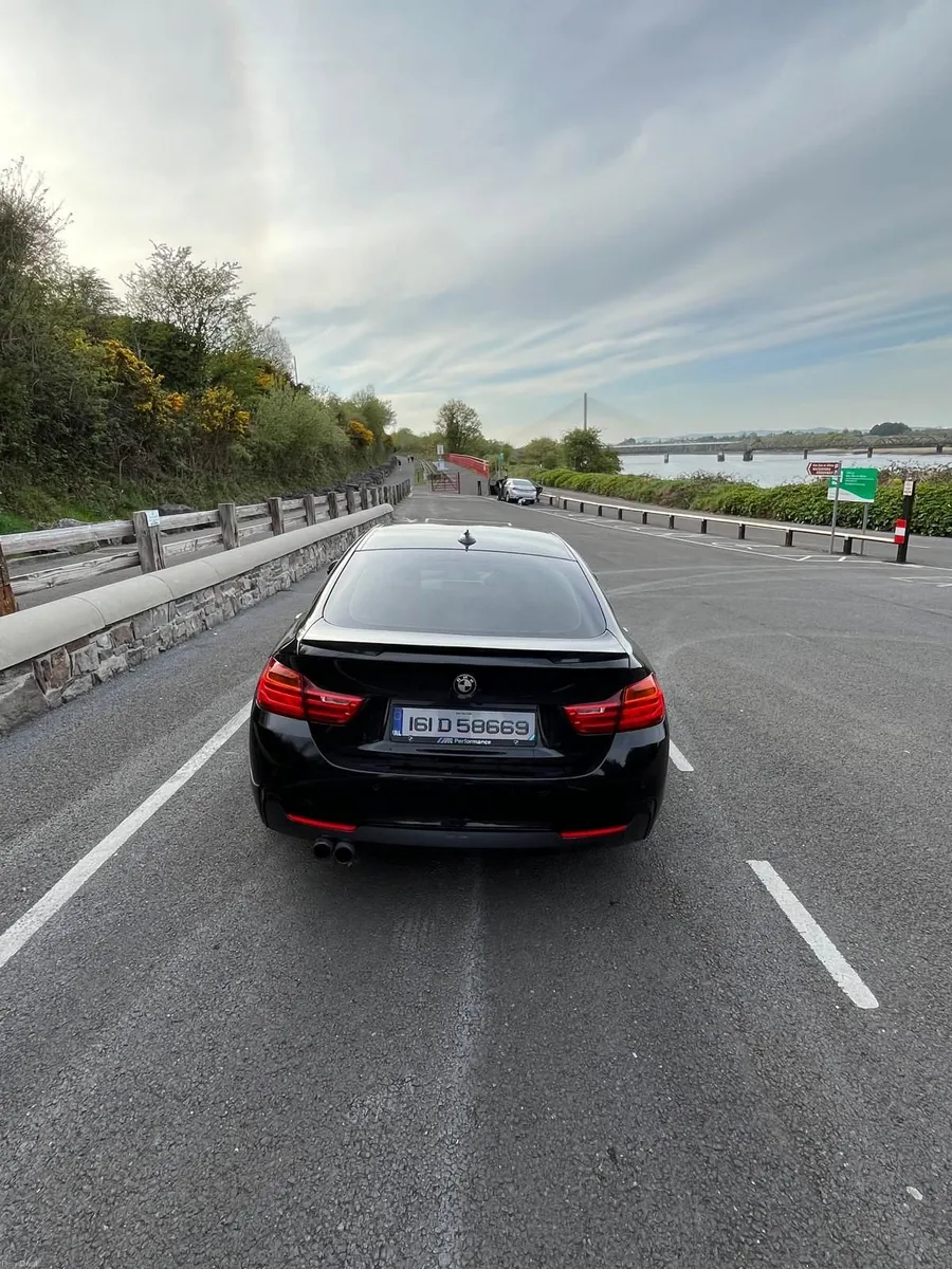 BMW 4-Series 2016 - Image 2