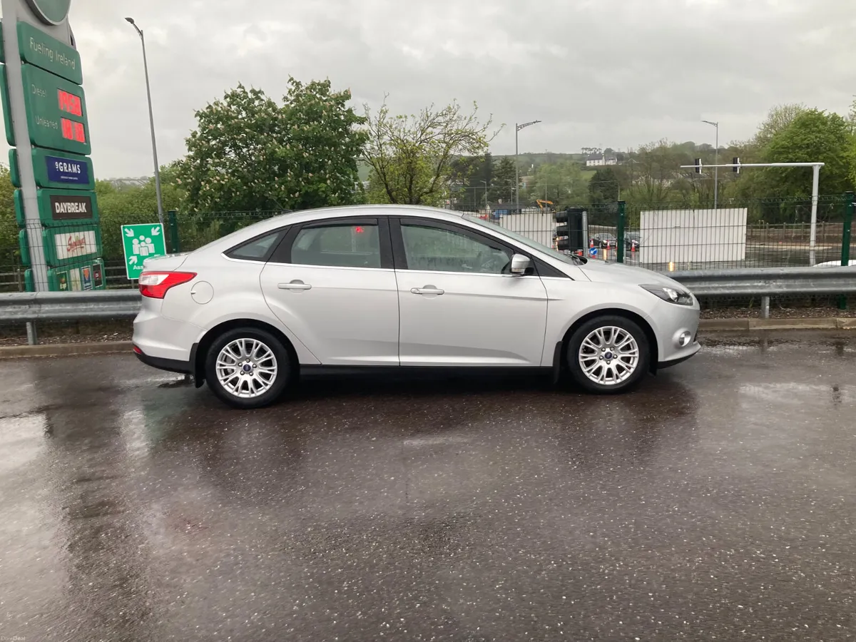 2014 Ford Focus 1.6 Diesel Saloon Titanium X Model - Image 2