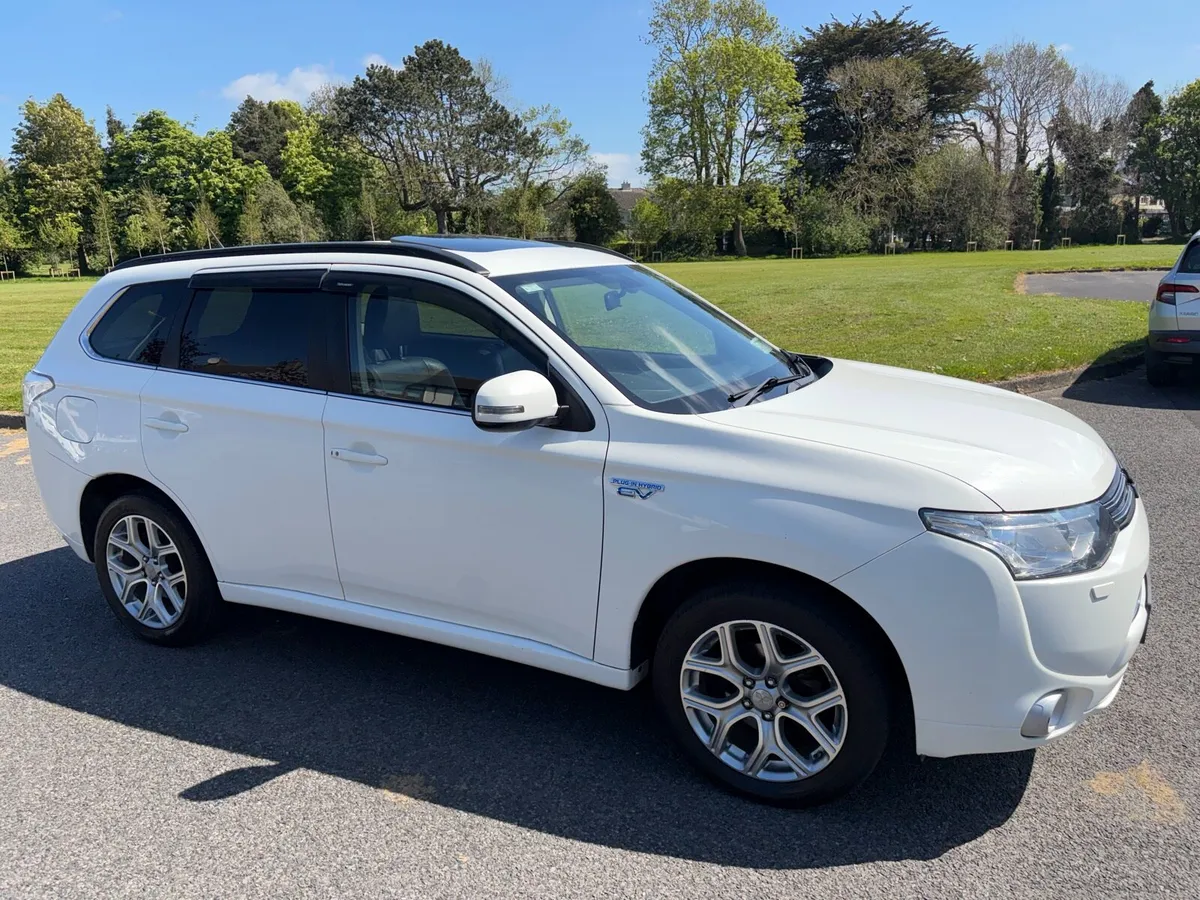 152 Mitsubishi Outlander Nct 09/26 - Image 3