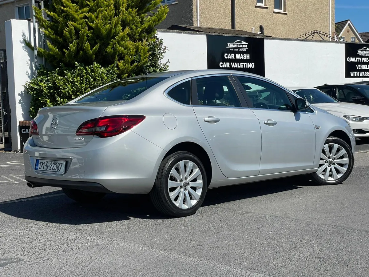 Opel Astra 2017 1.4 petrol - Image 3