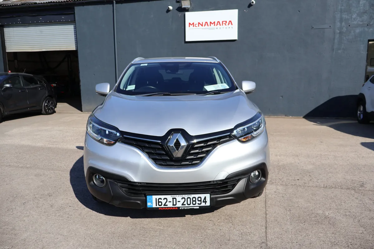 Renault Kadjar Dynamique S NAV Huge Spec Low Km's! - Image 4