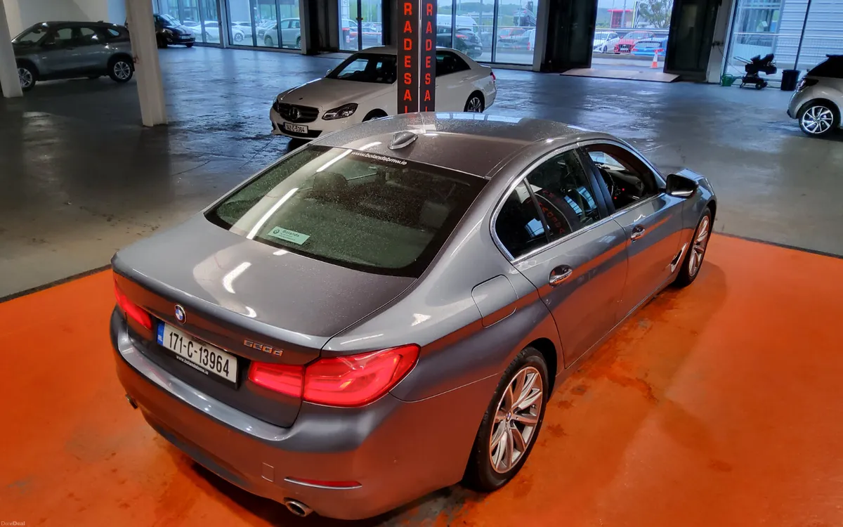 BMW 5-Series 2017 - Image 3