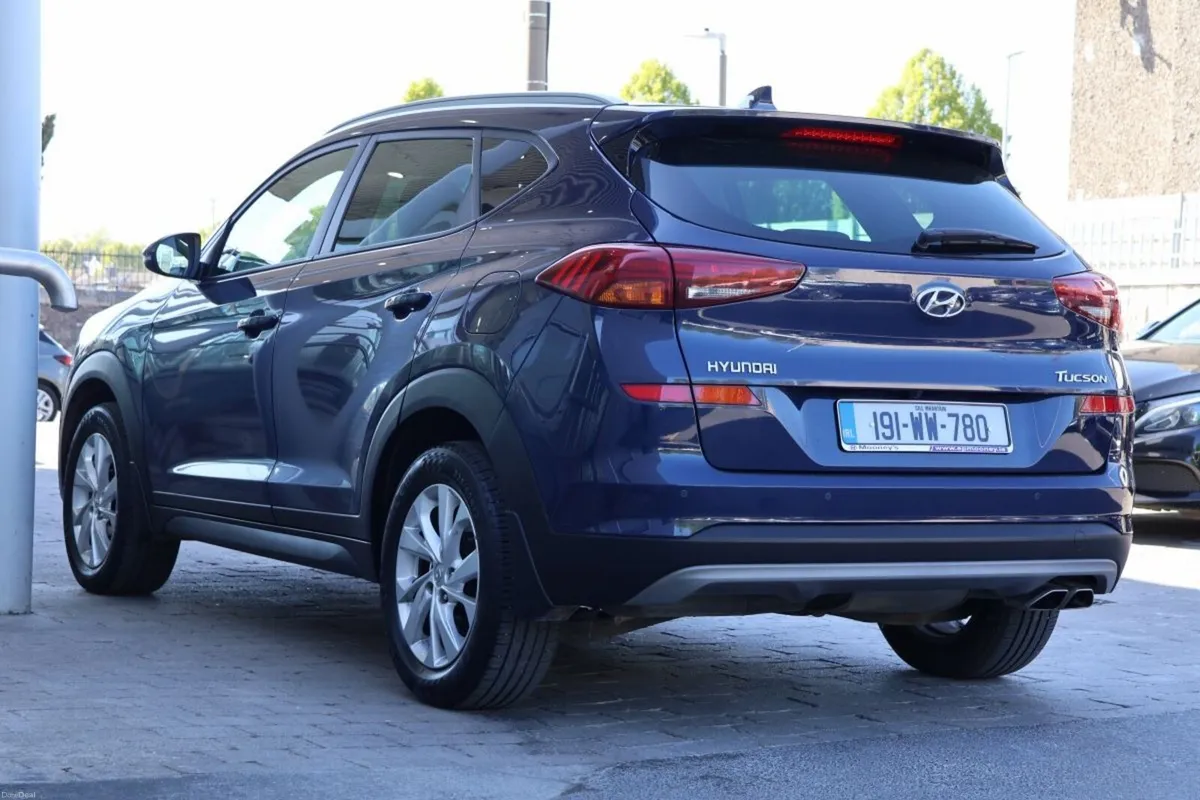 Hyundai Tucson 2WD Executive - Image 4