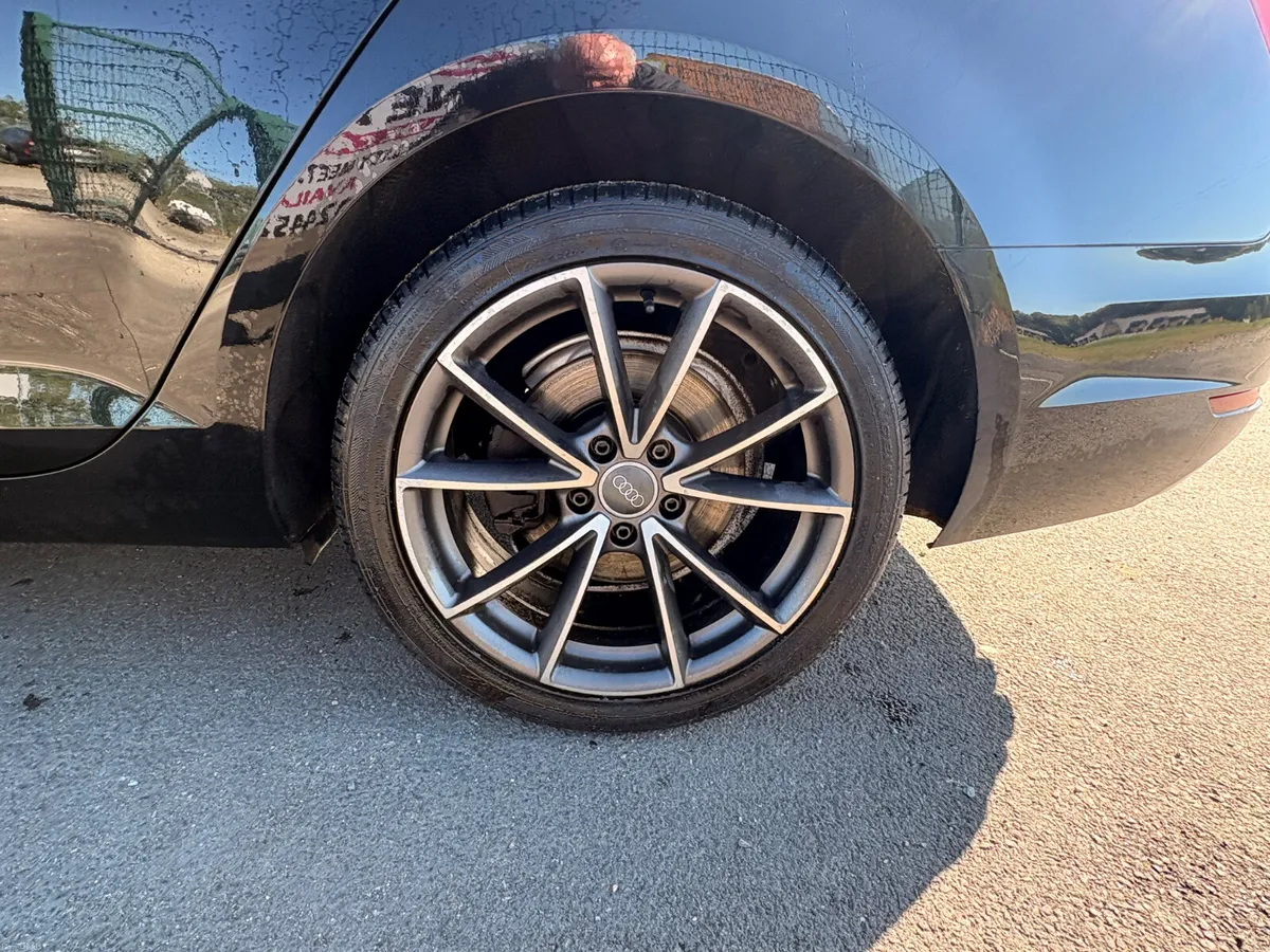 181 Audi A4 2.0 Auto Quattro - Image 4