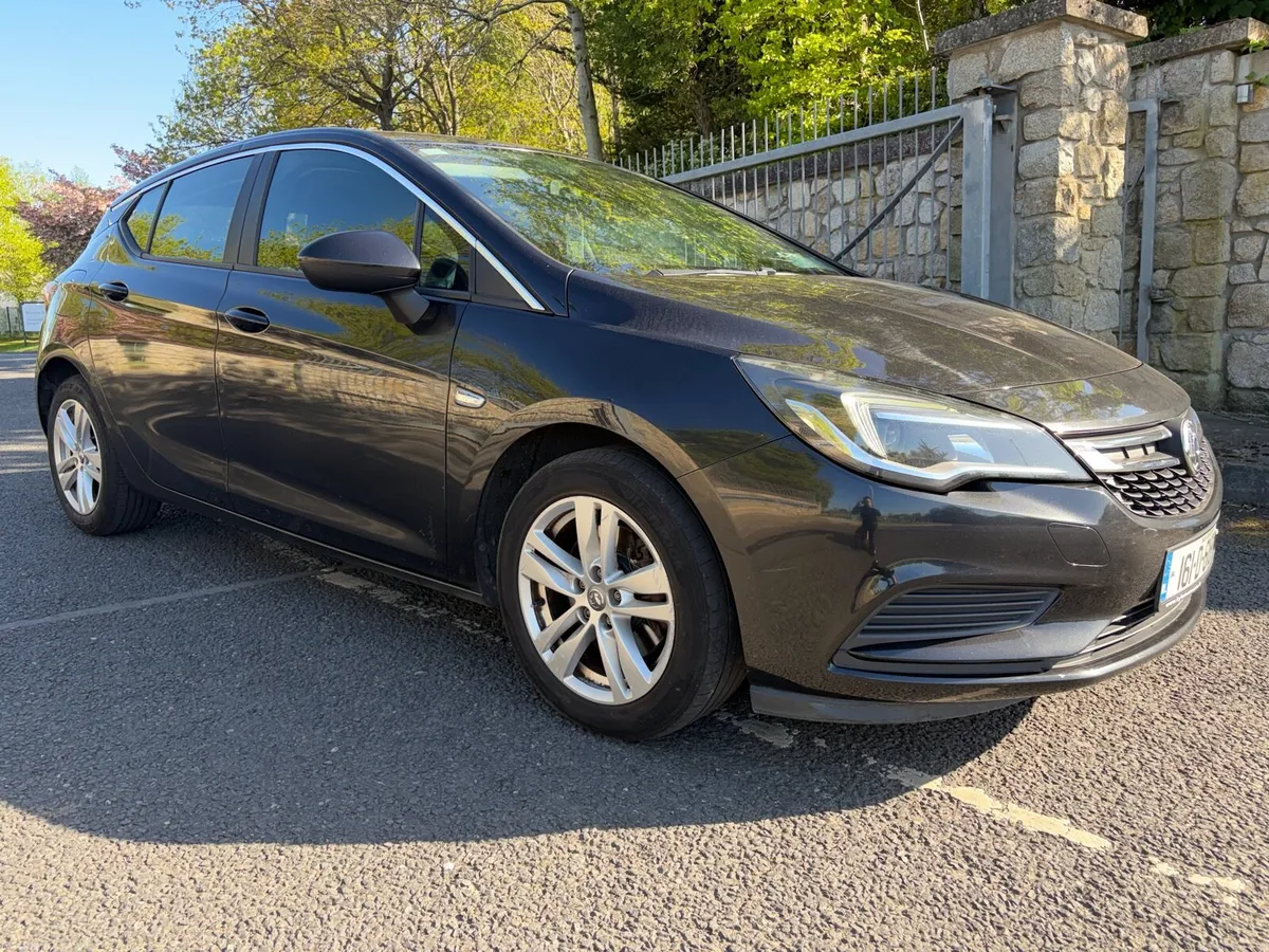 161 Opel Astra NCT 01/27 - Image 2