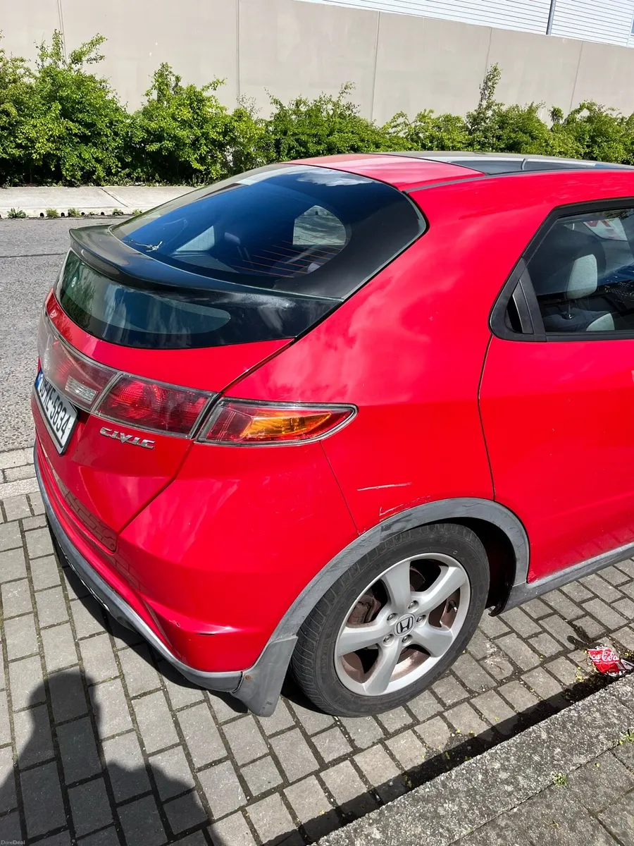 Honda civic - Image 3