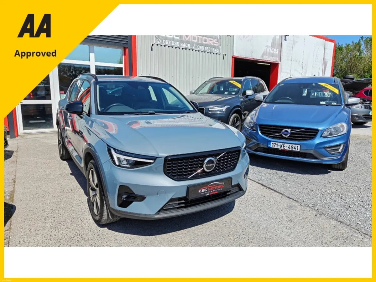 Volvo XC40 2022 Plug In Hybird Plus Full Leather - Image 3