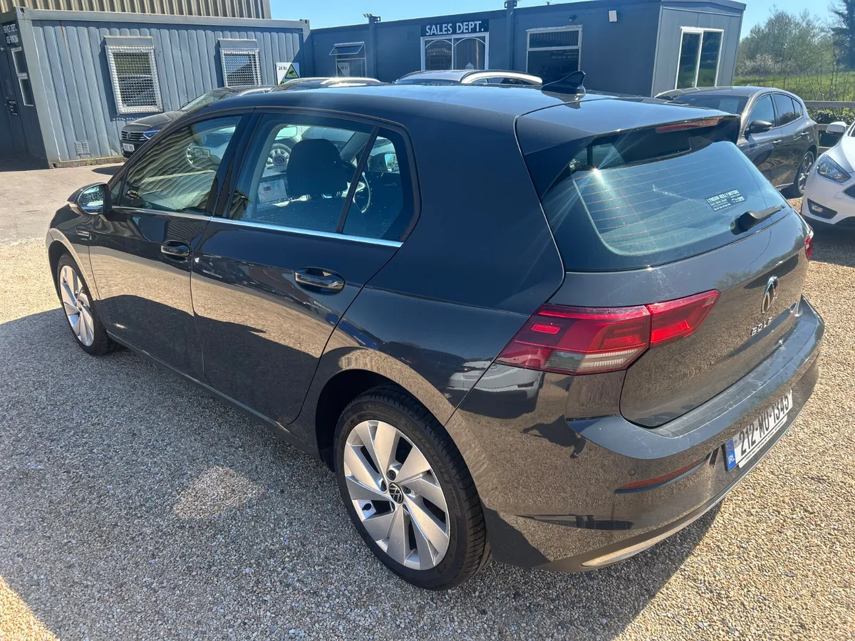 Volkswagen Golf Style Auto - Image 4