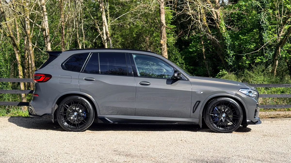 2023 (231) BMW X5 45E MSPORT PRO *€8K worth of fac - Image 4