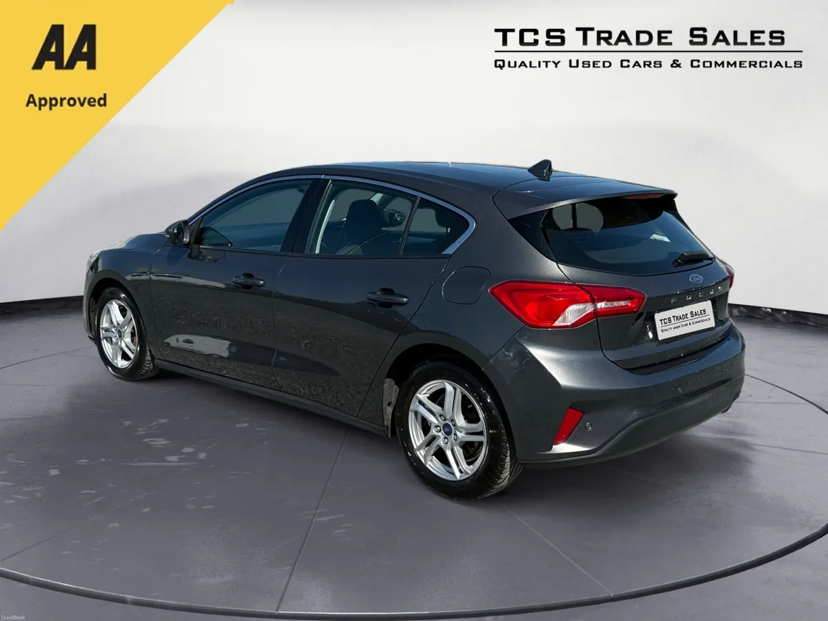 2019 Ford Focus 1.5TDCI ZETEC 120BHP - Image 2
