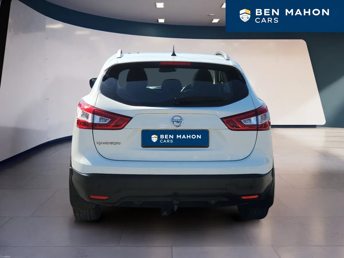 Nissan Qashqai SV 1.2 Petrol - Image 4