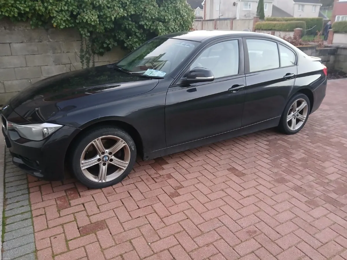 BMW 3 Series 2012 - Image 2