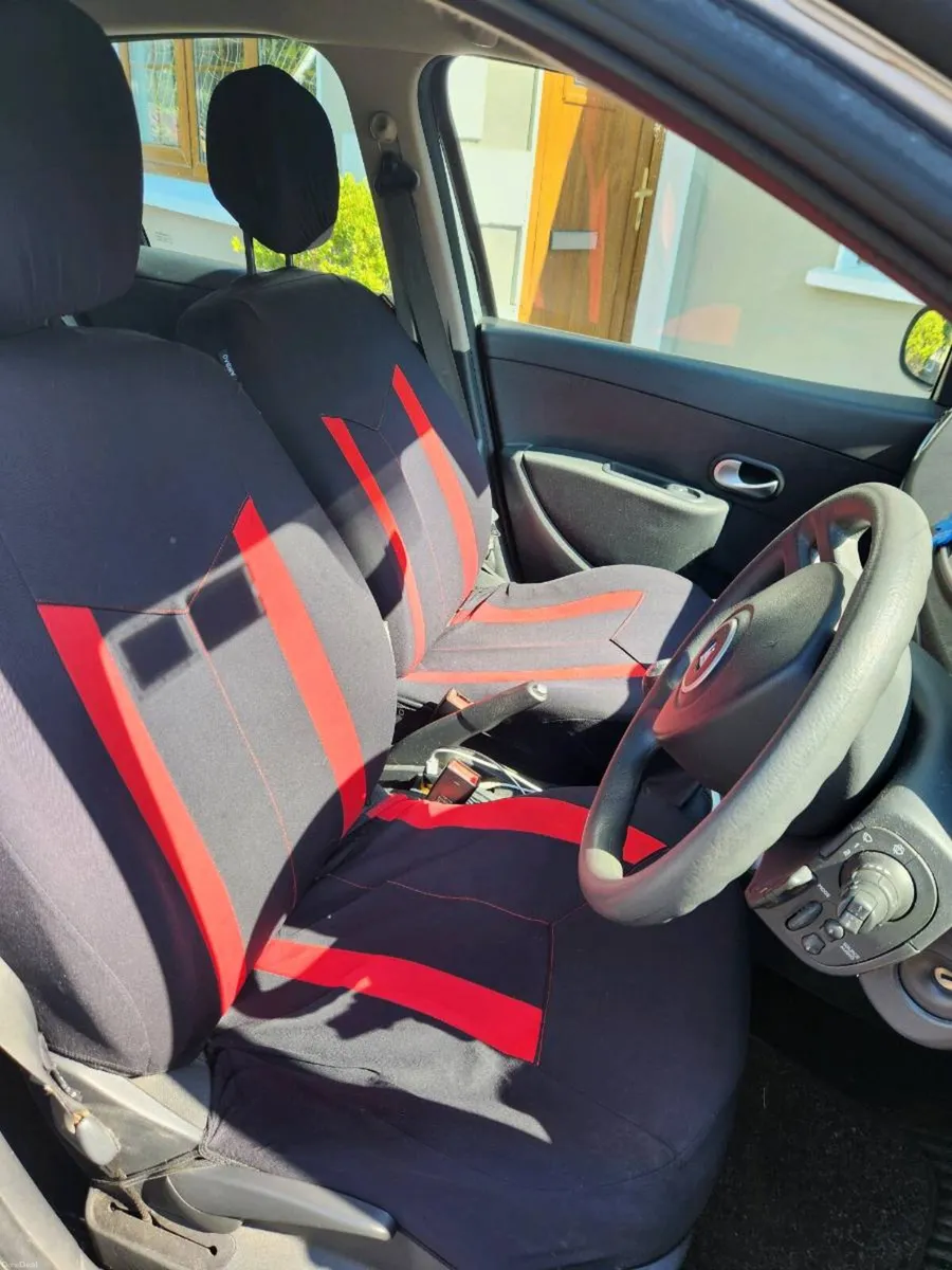 2010 Renault Clio Royale ECO - Image 3