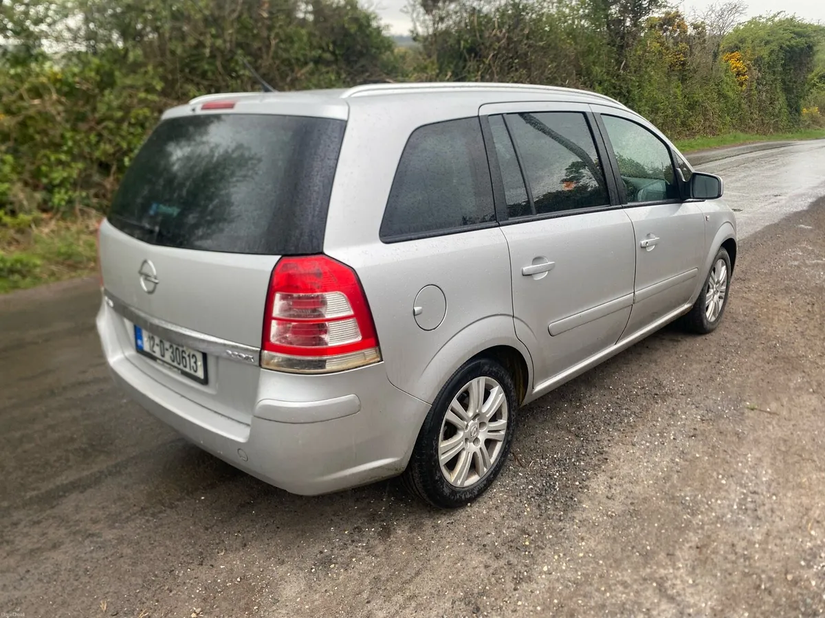 Opel zafira 7 seater tax 09/26 nct 10/26 - Image 3
